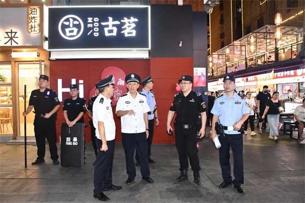 美高梅娱乐城
公安在全市范围内开展“平安护航2025”集中清查行动
